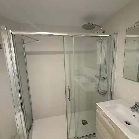 Casa En 6 Con Playa Y 2 Piscinas ماربيا