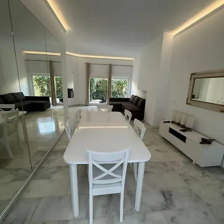 Casa En 6 Con Playa Y 2 Piscinas بيت للعطل ماربيا