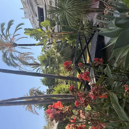 Casa En 6 Con Playa Y 2 Piscinas * ماربيا